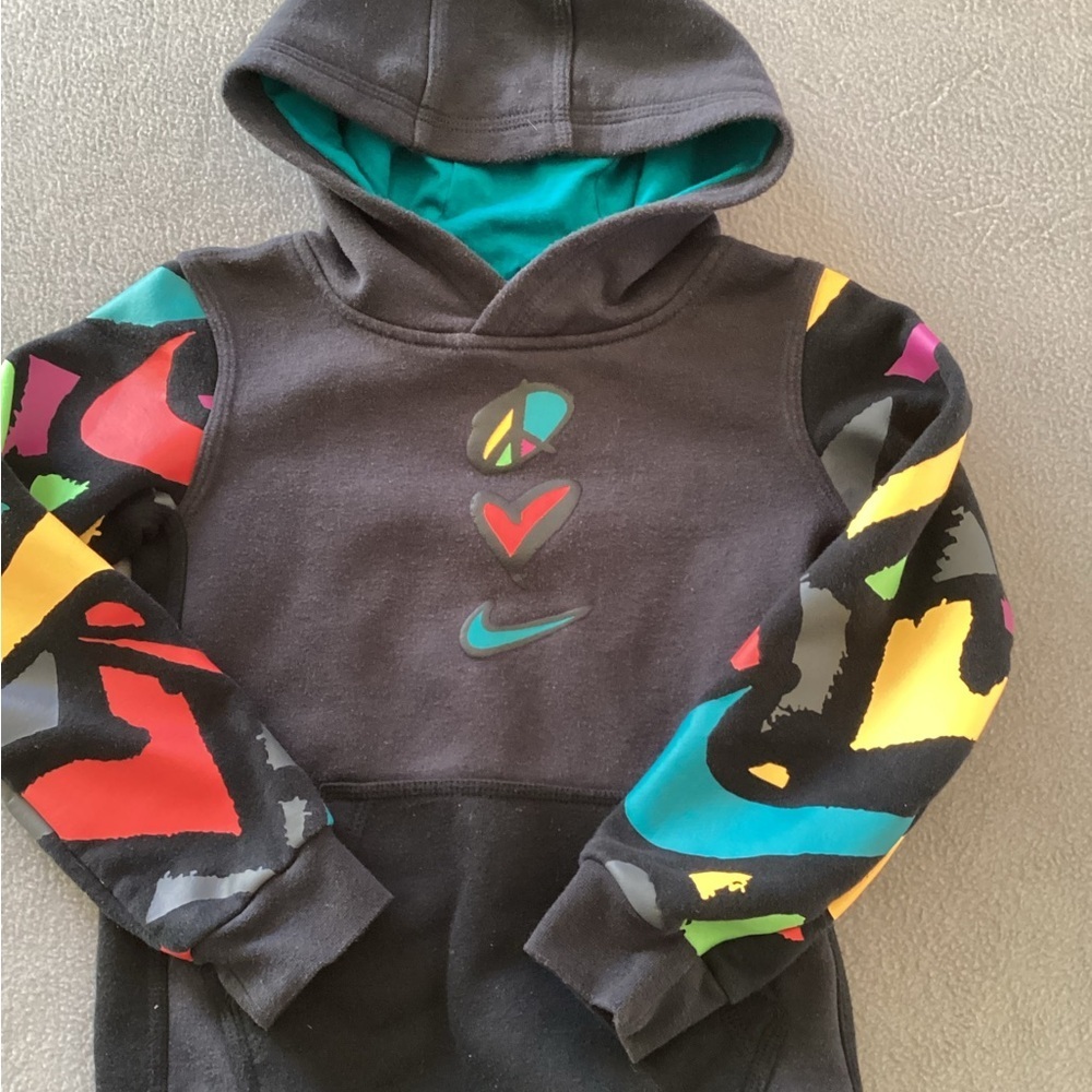 Nike peace and love hoodie sweatshirt -SZ 6
